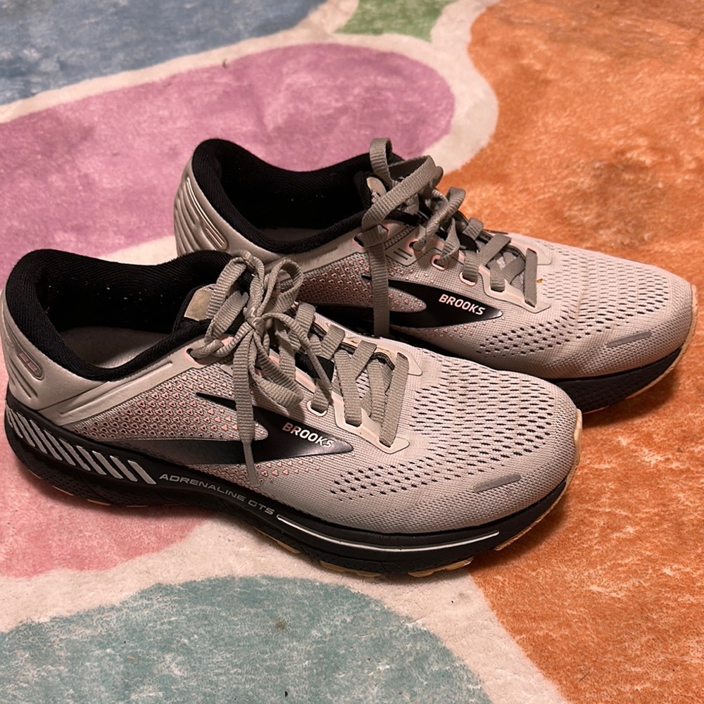 Brooks Light Gray Running Shoes